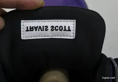 Hyperoad Travis Scott Air Retro 4 Jordan Purple x 0704